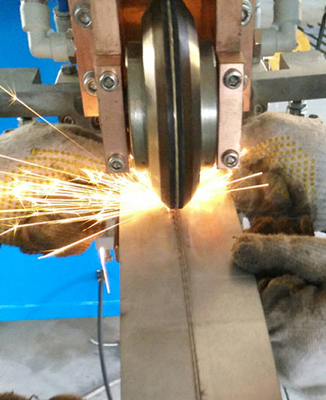 Schweißender 1000mm gerader Naht-Blech-Schweißgerät-Längsnaht-Schweißer